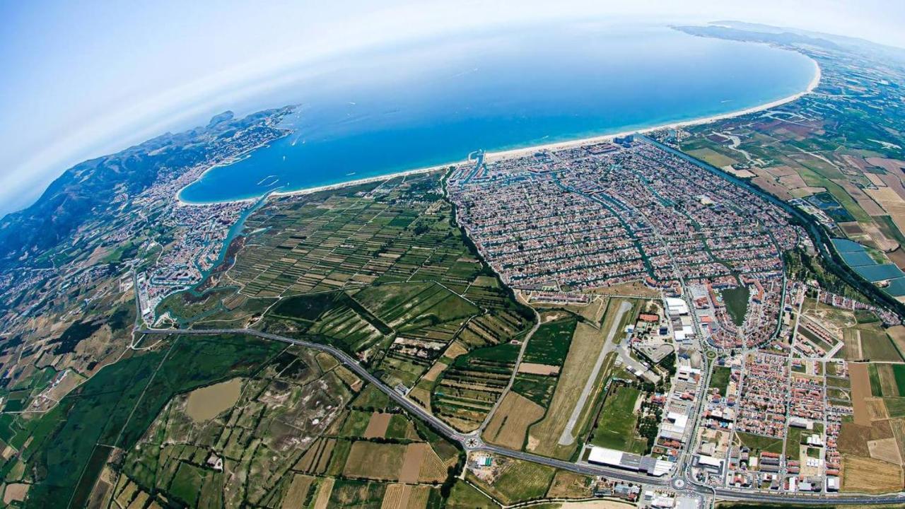 Costa Brava Acollidor Apartament Amb Gran Terrassa Per A 3 Persones Castelló d'Empuries Εξωτερικό φωτογραφία