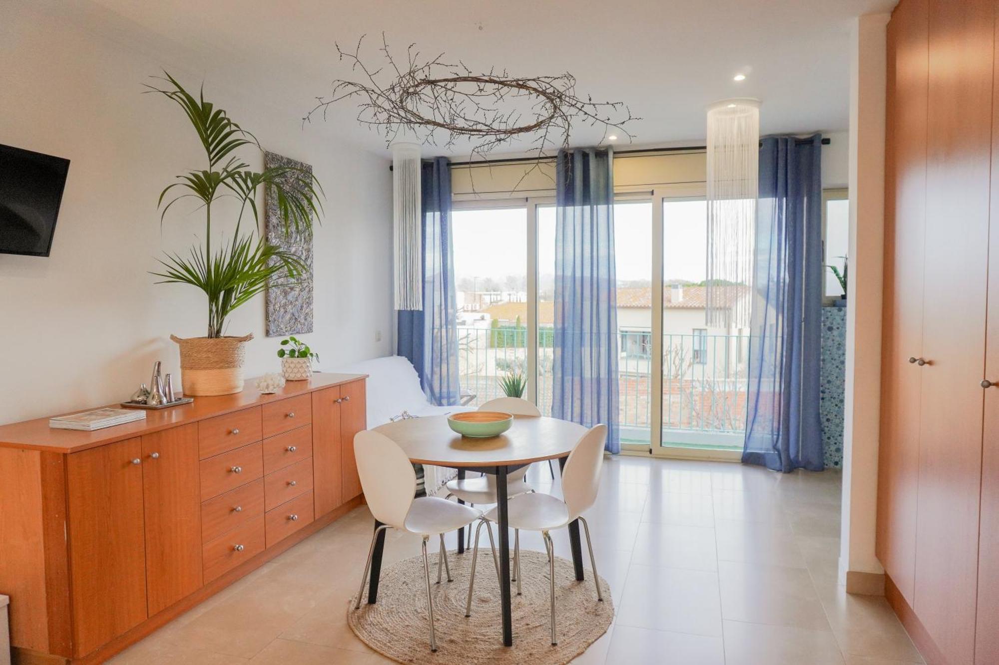 Costa Brava Acollidor Apartament Amb Gran Terrassa Per A 3 Persones Castelló d'Empuries Εξωτερικό φωτογραφία